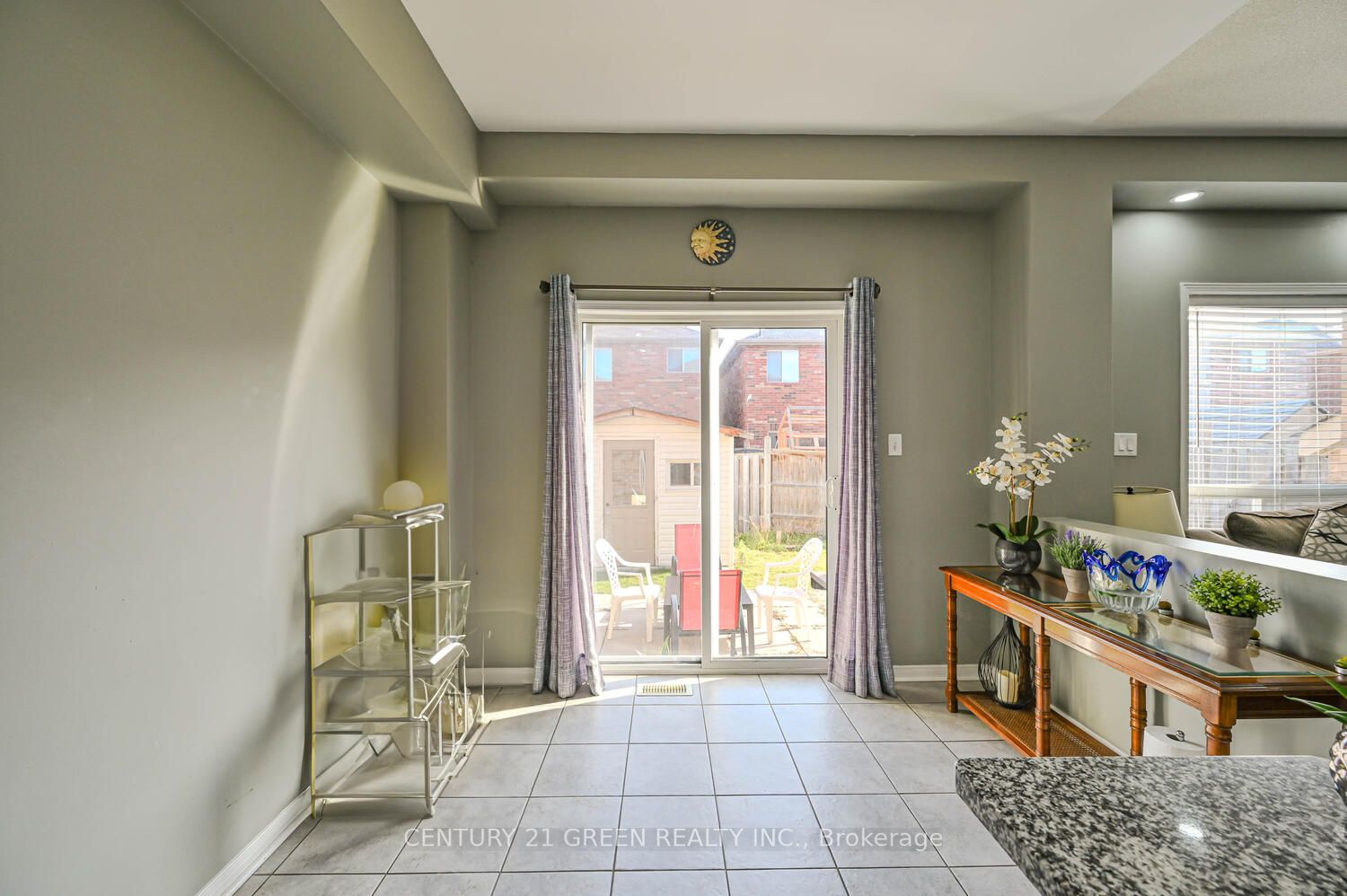 9 Owens Rd