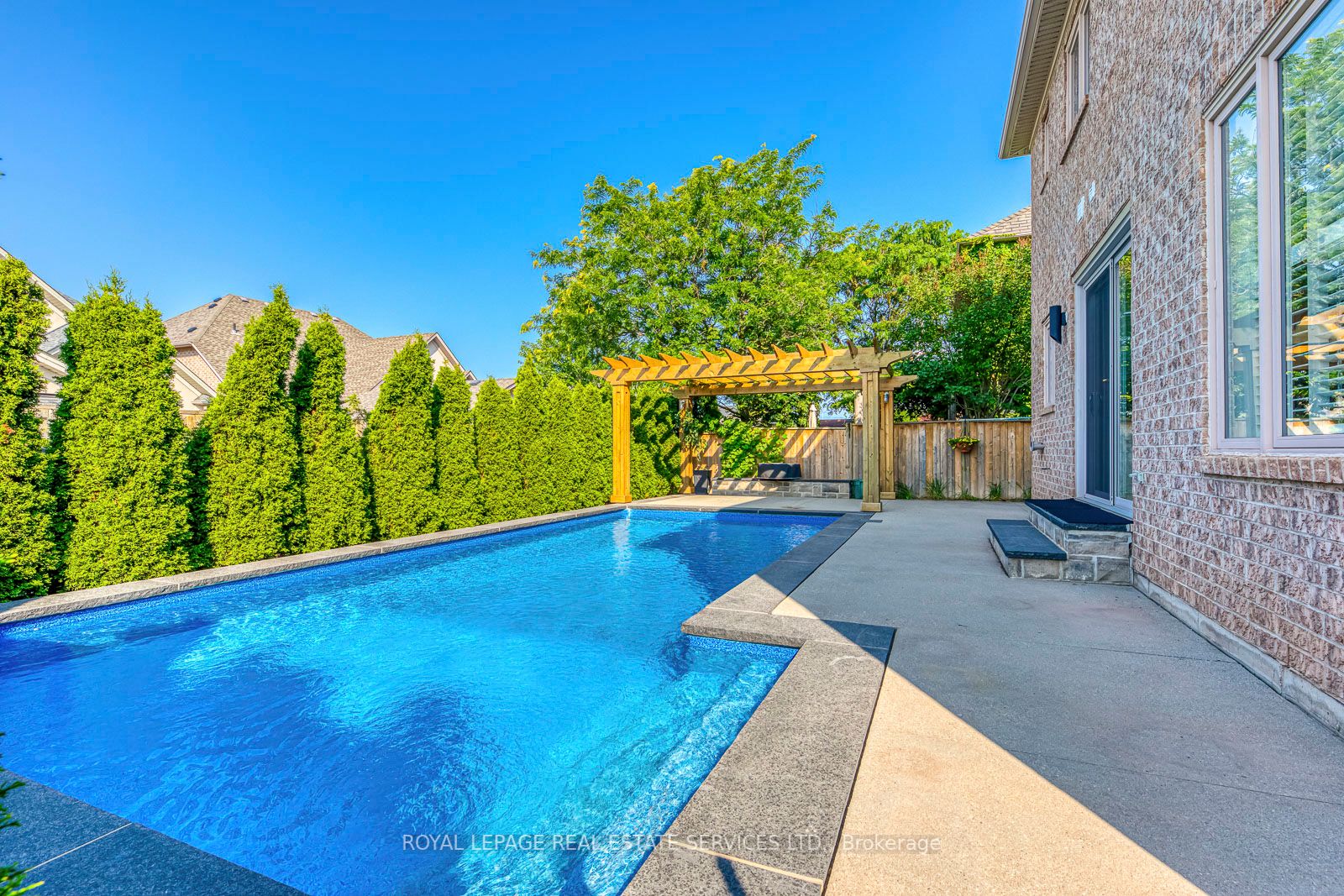 2464 Chaplin Rd