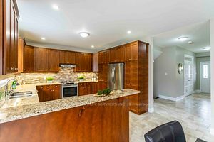 16 Sandringham Circ