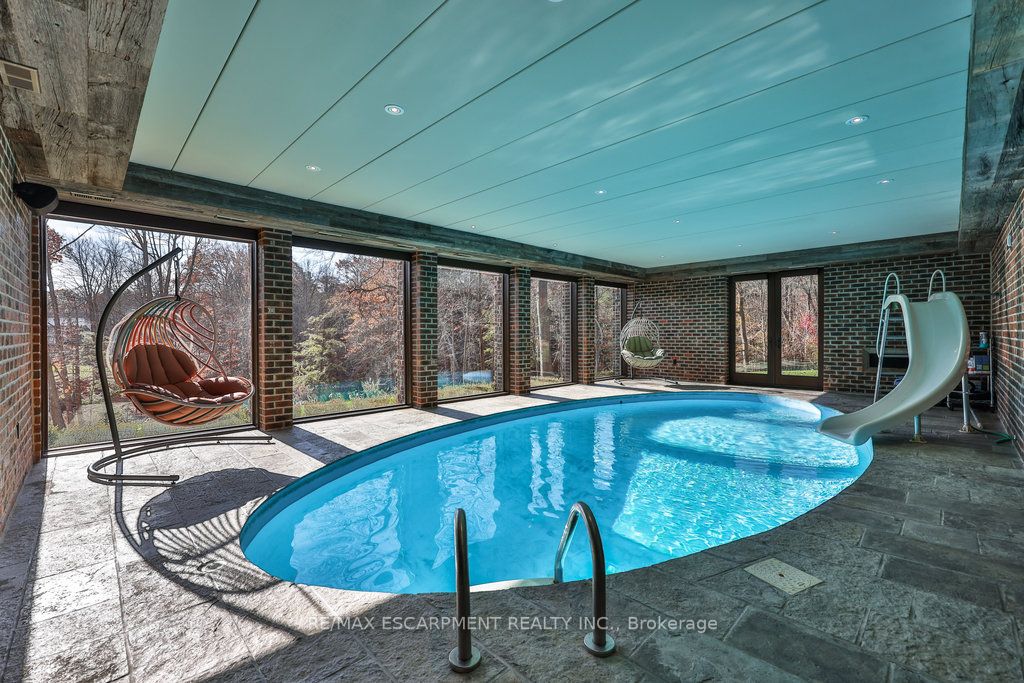 1300 Oak Lane