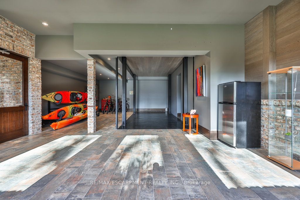 1300 Oak Lane