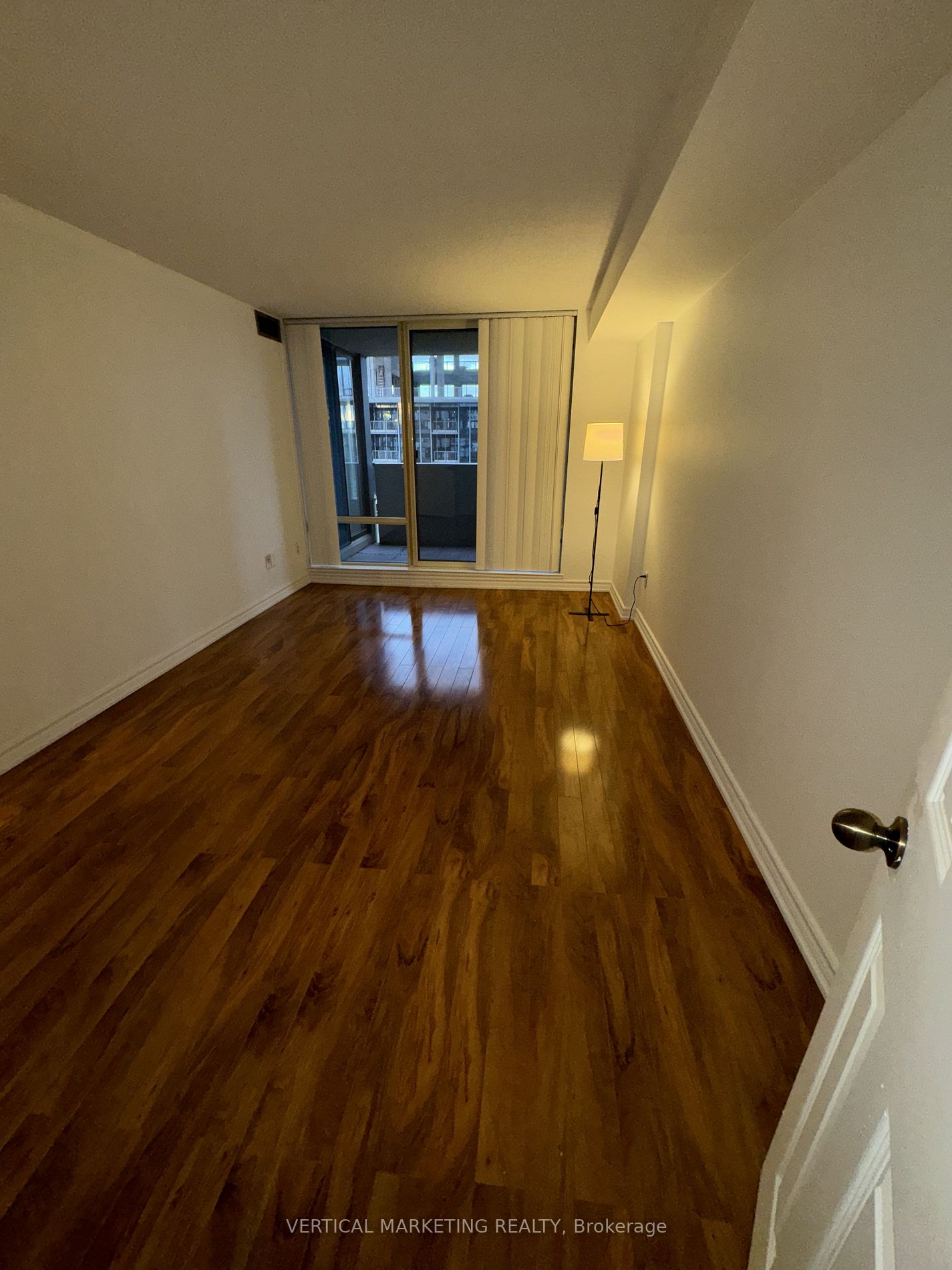 330 Rathburn Road W, #506