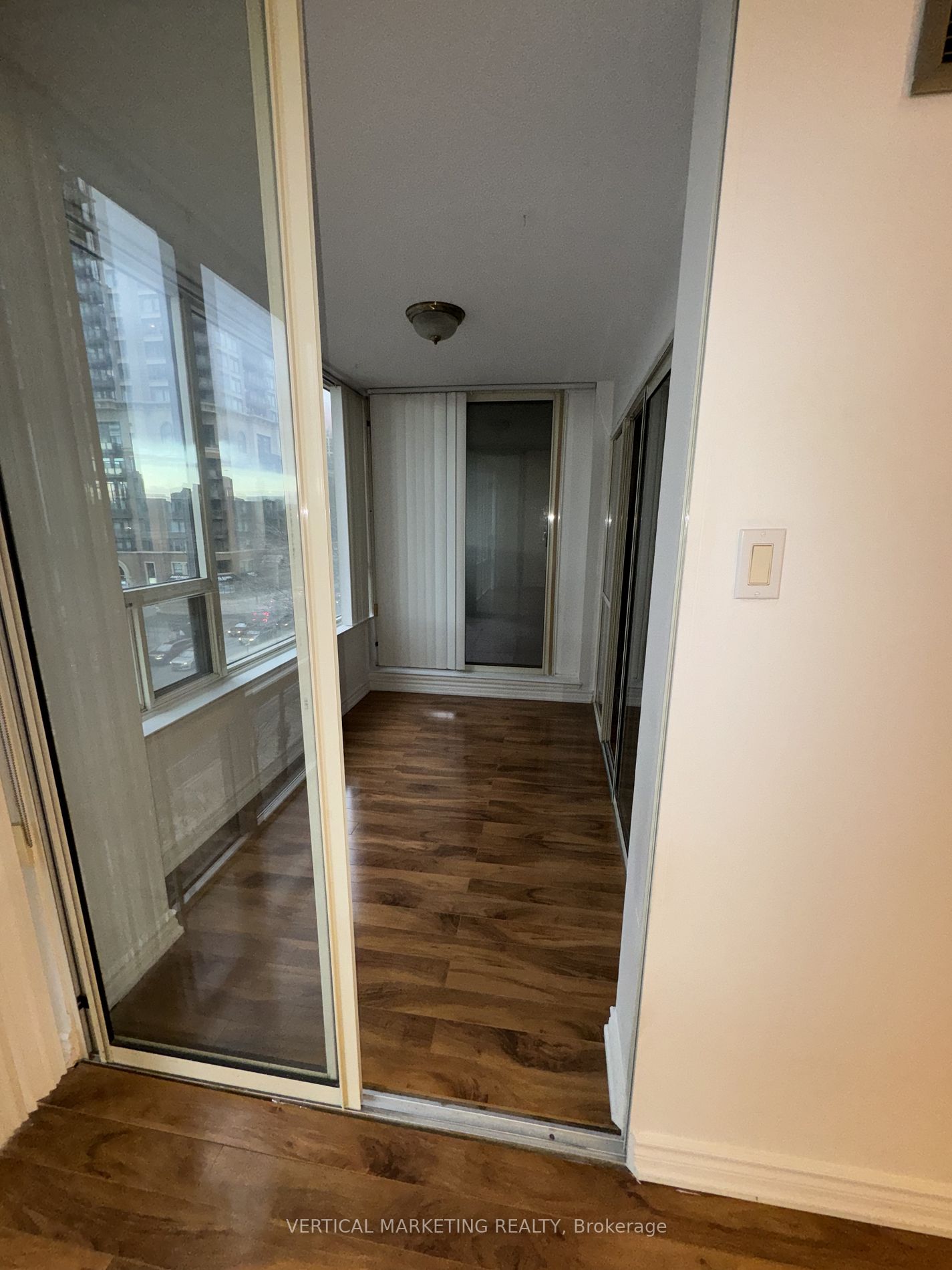 330 Rathburn Road W, #506