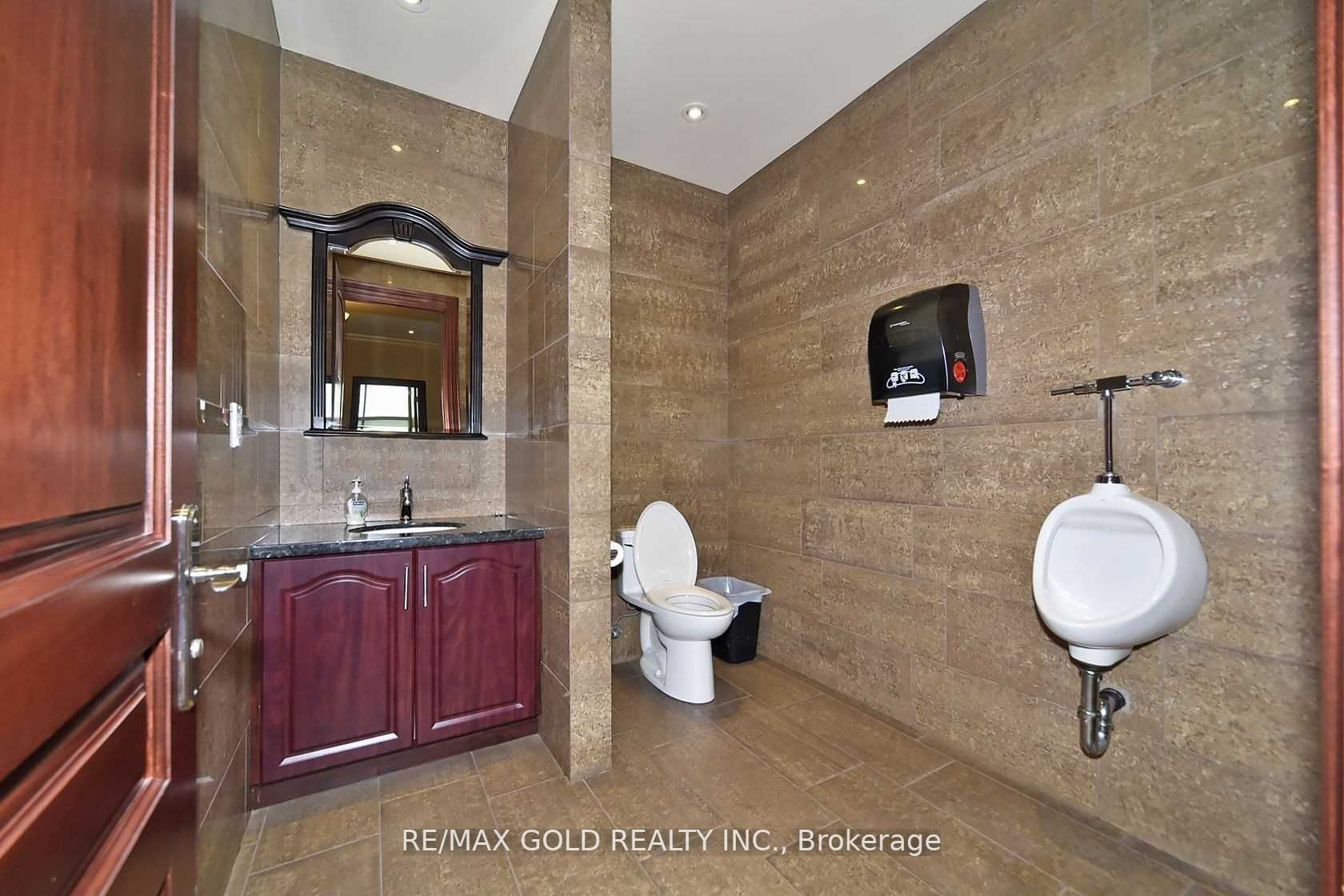 50 Brydon Dr