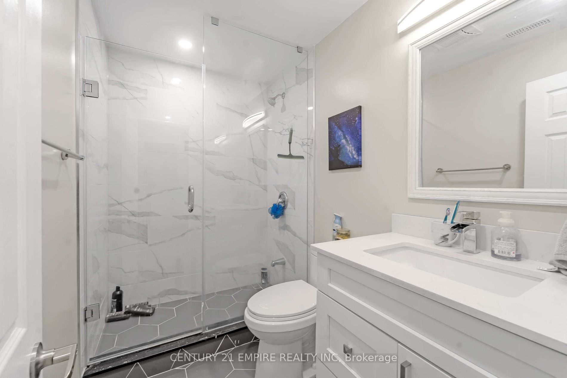 508 Hinchey Crescent
