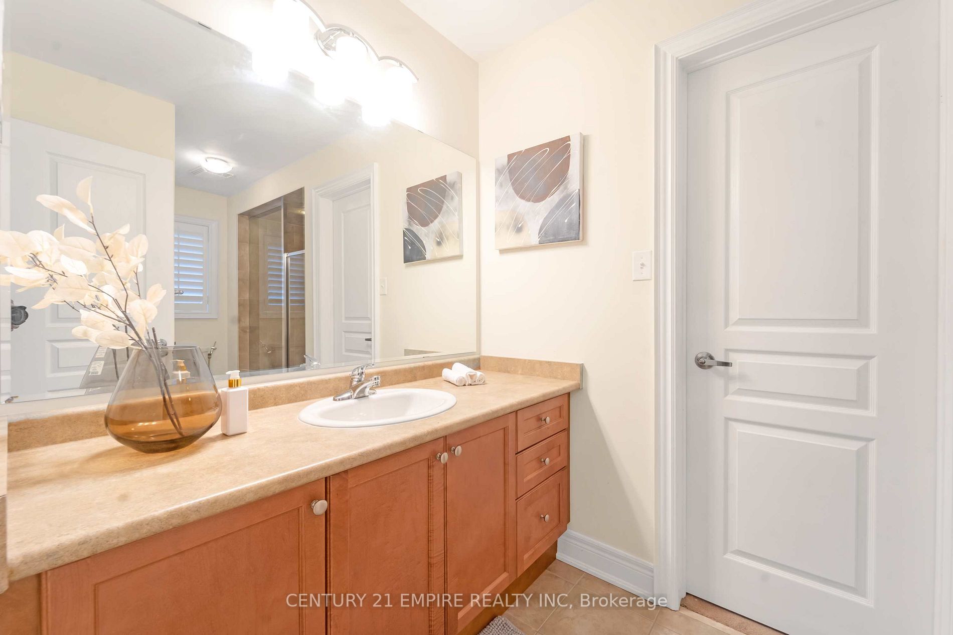 508 Hinchey Crescent