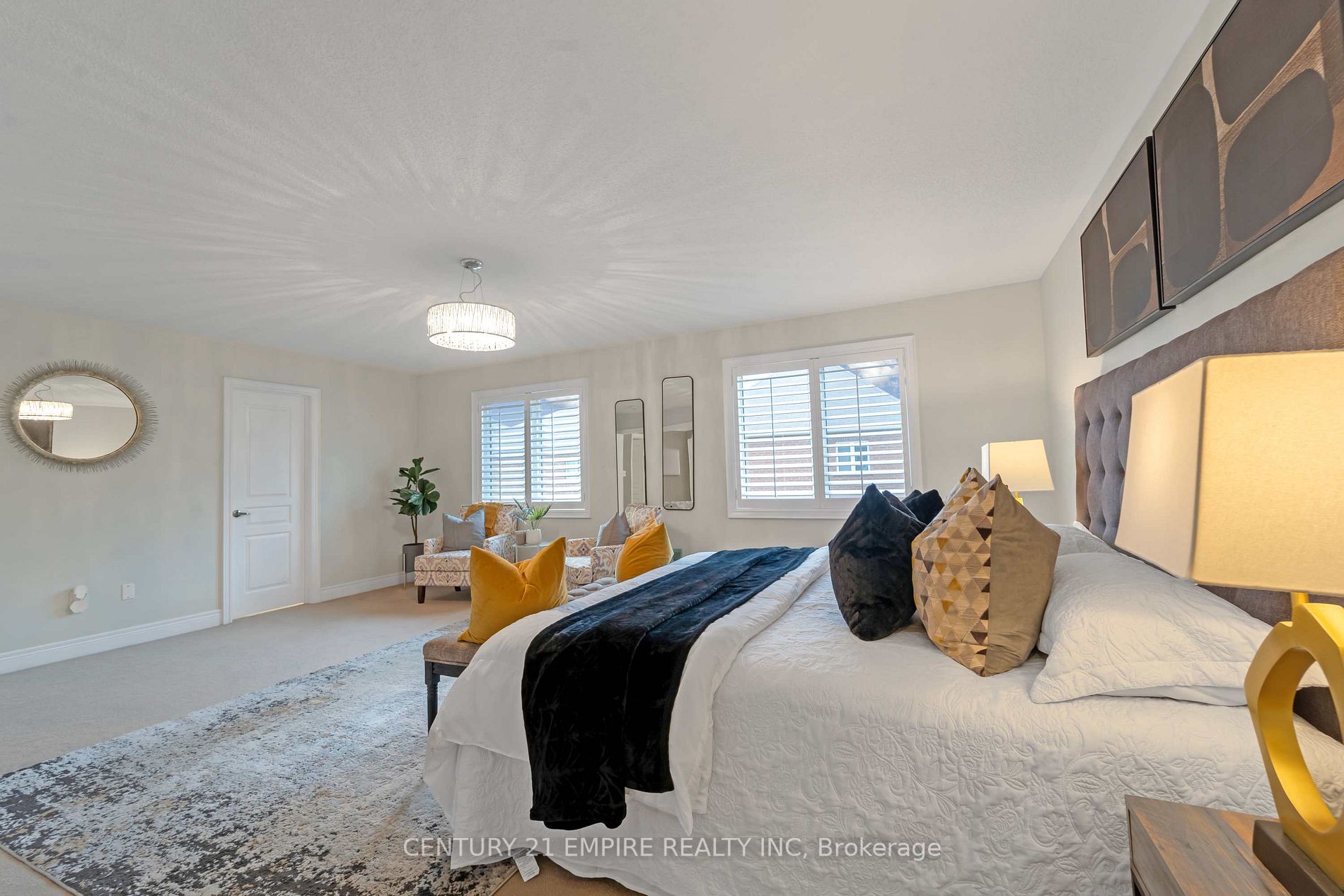 508 Hinchey Crescent