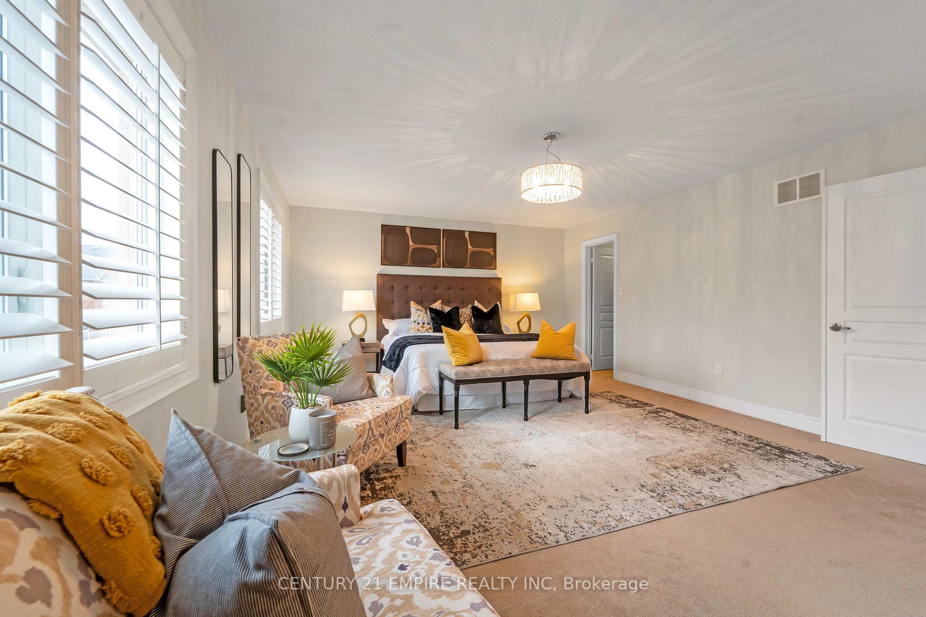 508 Hinchey Crescent