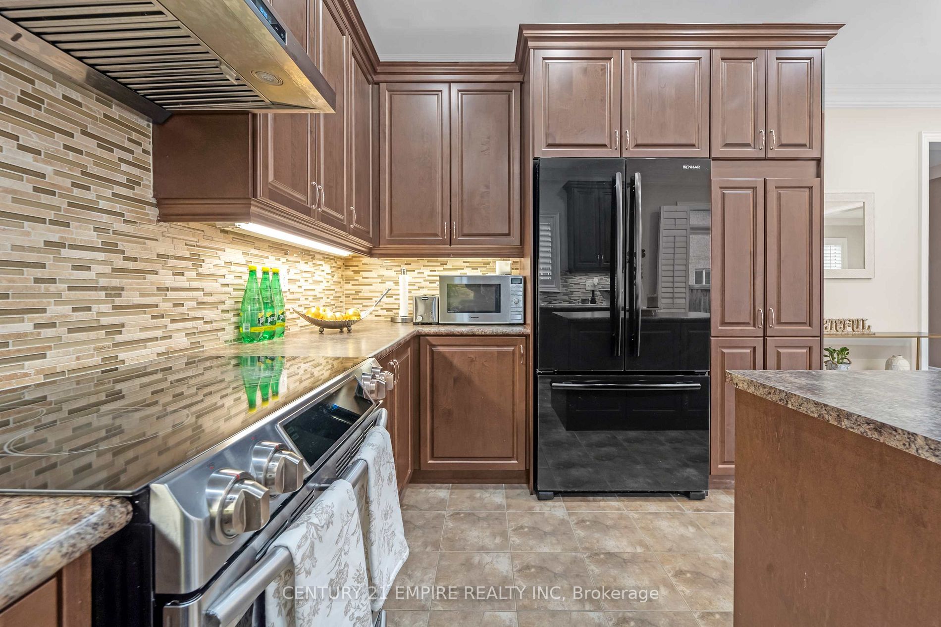 508 Hinchey Crescent