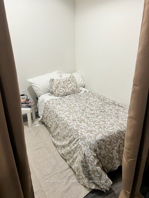 859 The Queensway, #425