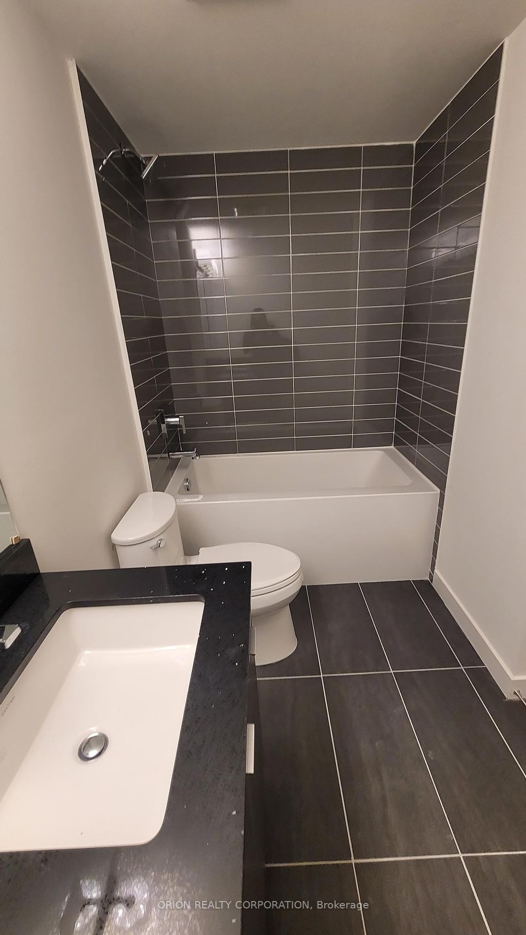 859 The Queensway, #425