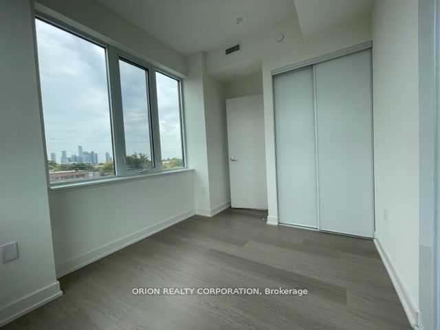 859 The Queensway, #322