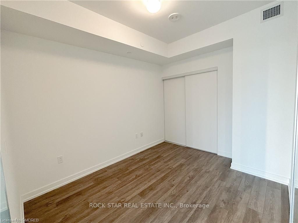 1195 The Queensway #418