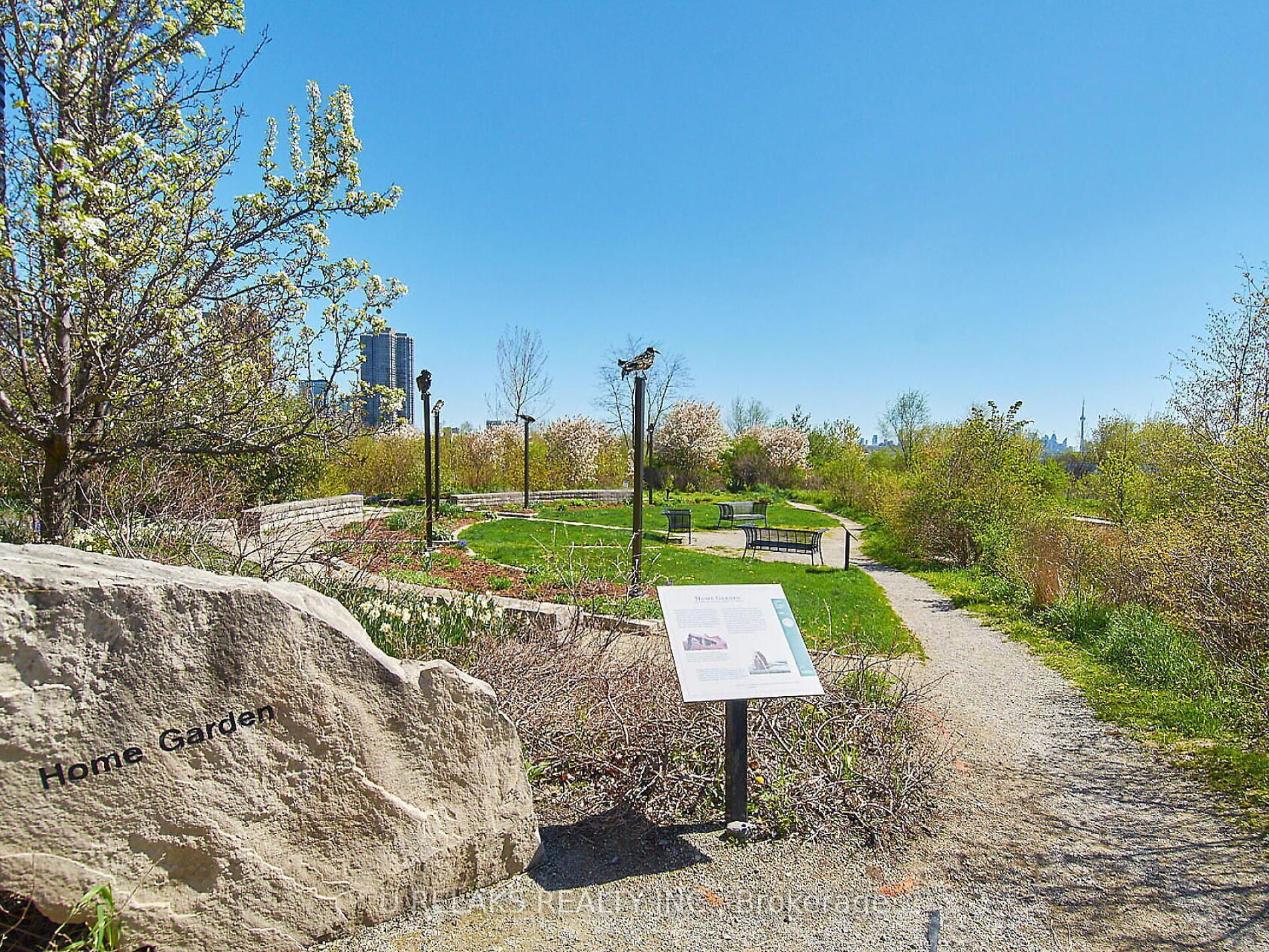 20 Shore Breeze Dr, #1107