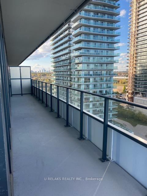 20 Shore Breeze Dr, #1107