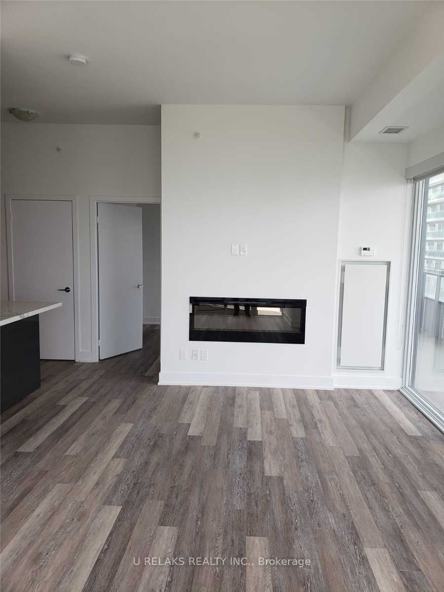 20 Shore Breeze Dr, #1107