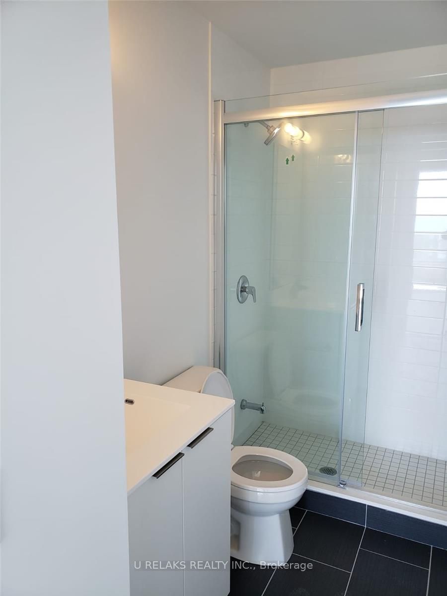 20 Shore Breeze Dr, #1107