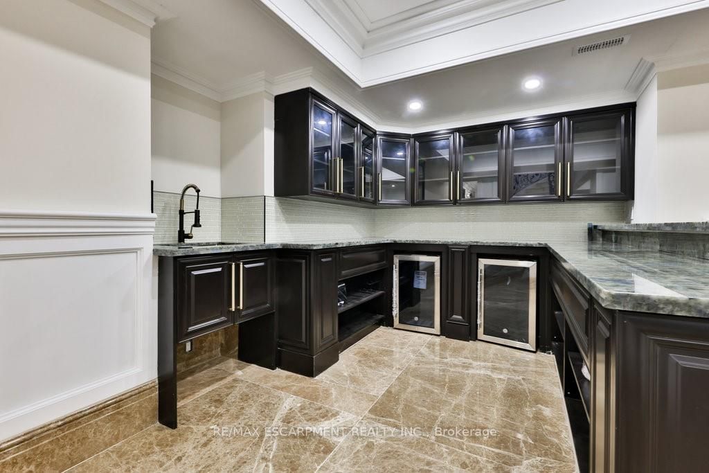 1538 Lorne Park Road