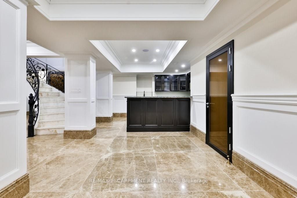 1538 Lorne Park Road