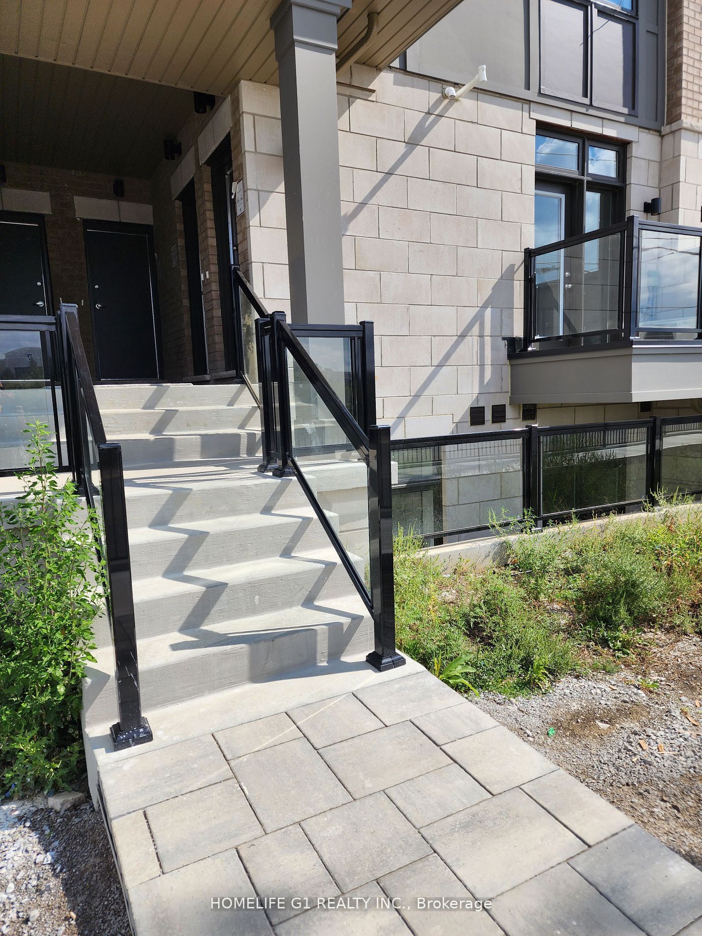30 Halliford Place, #210