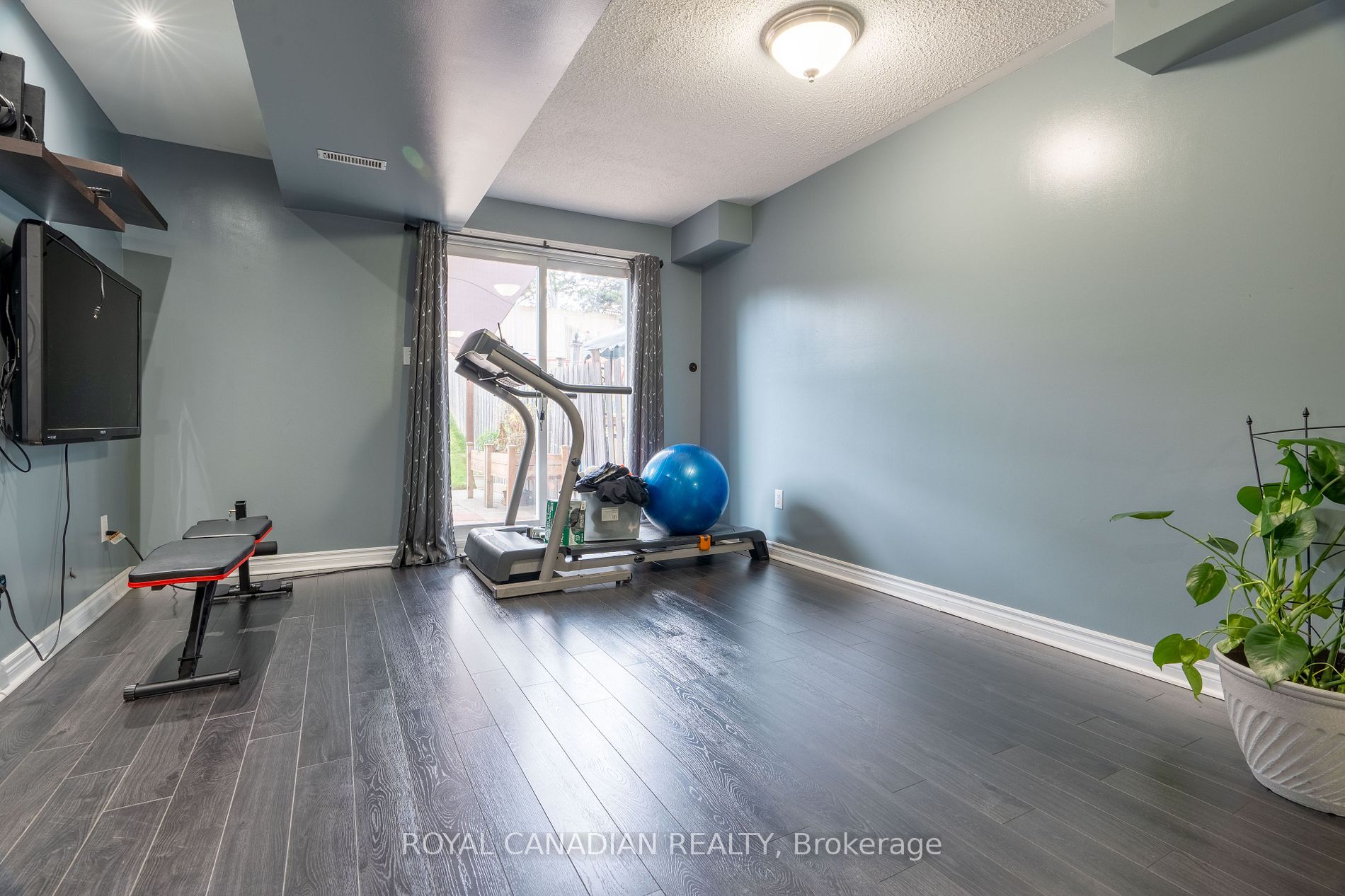 77 Wilmont Court