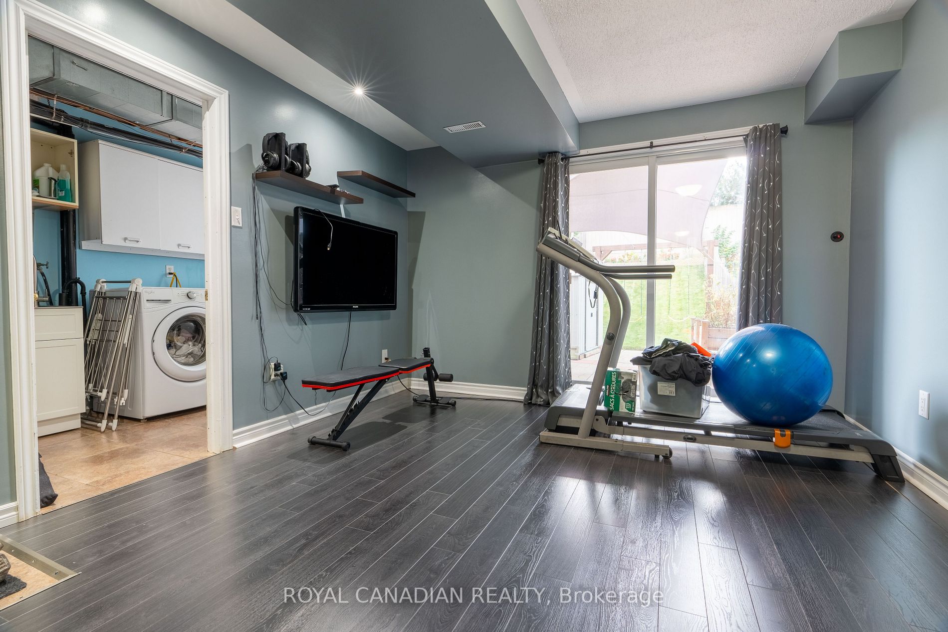 77 Wilmont Crt