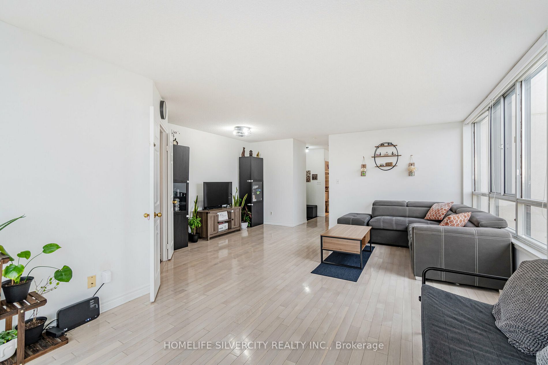1001 Cedarglen Gate, #418