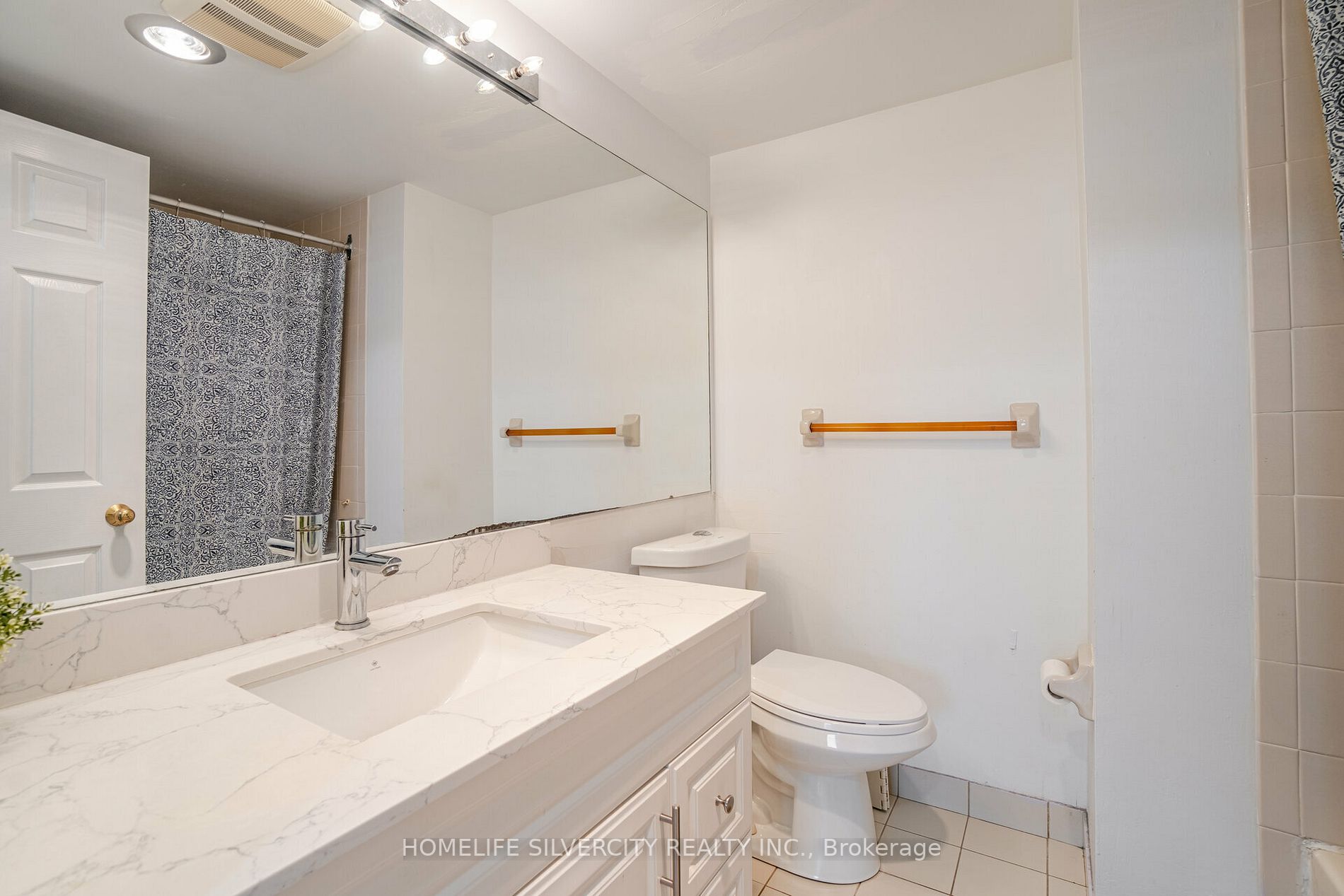 1001 Cedarglen Gate, #418