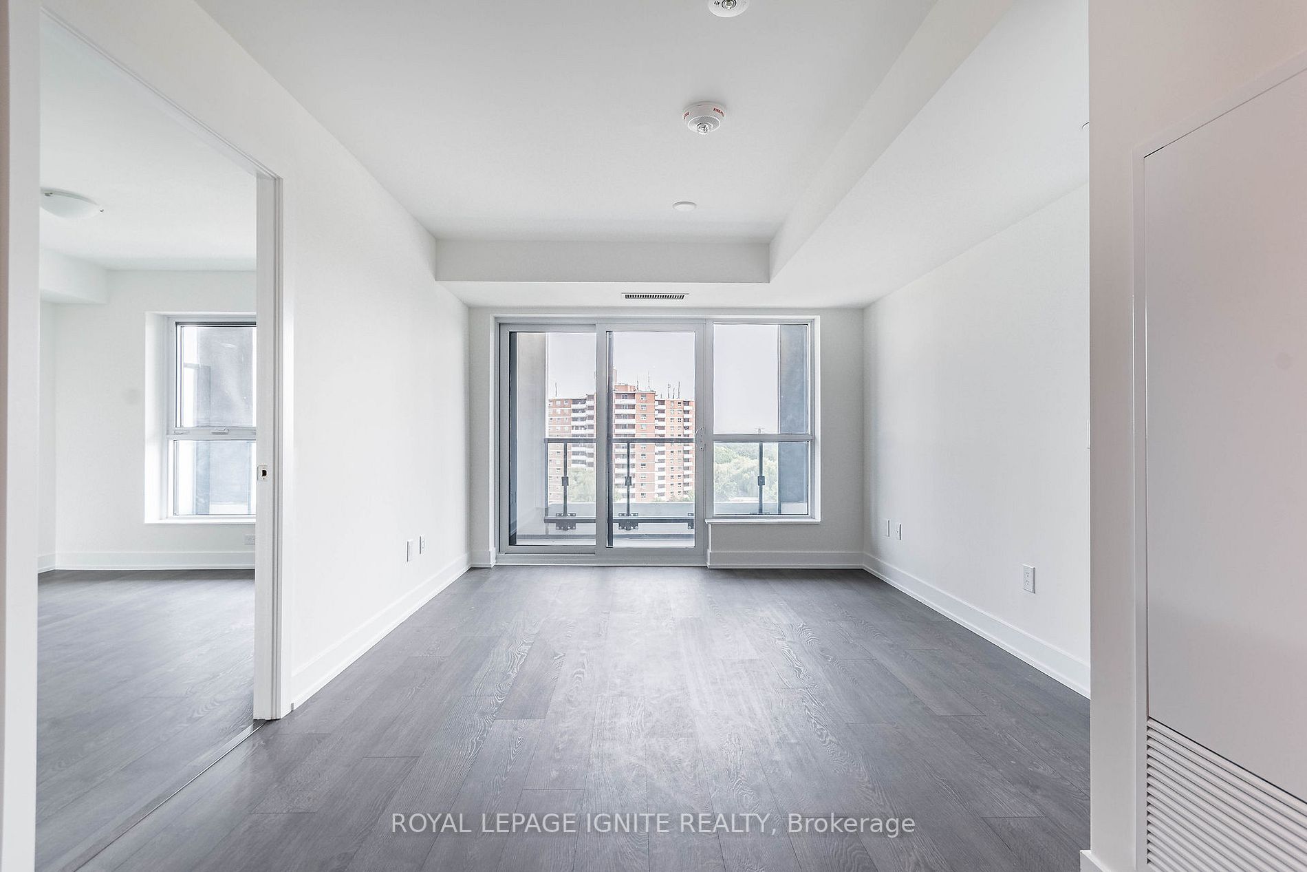 5 Mabelle Ave, #836