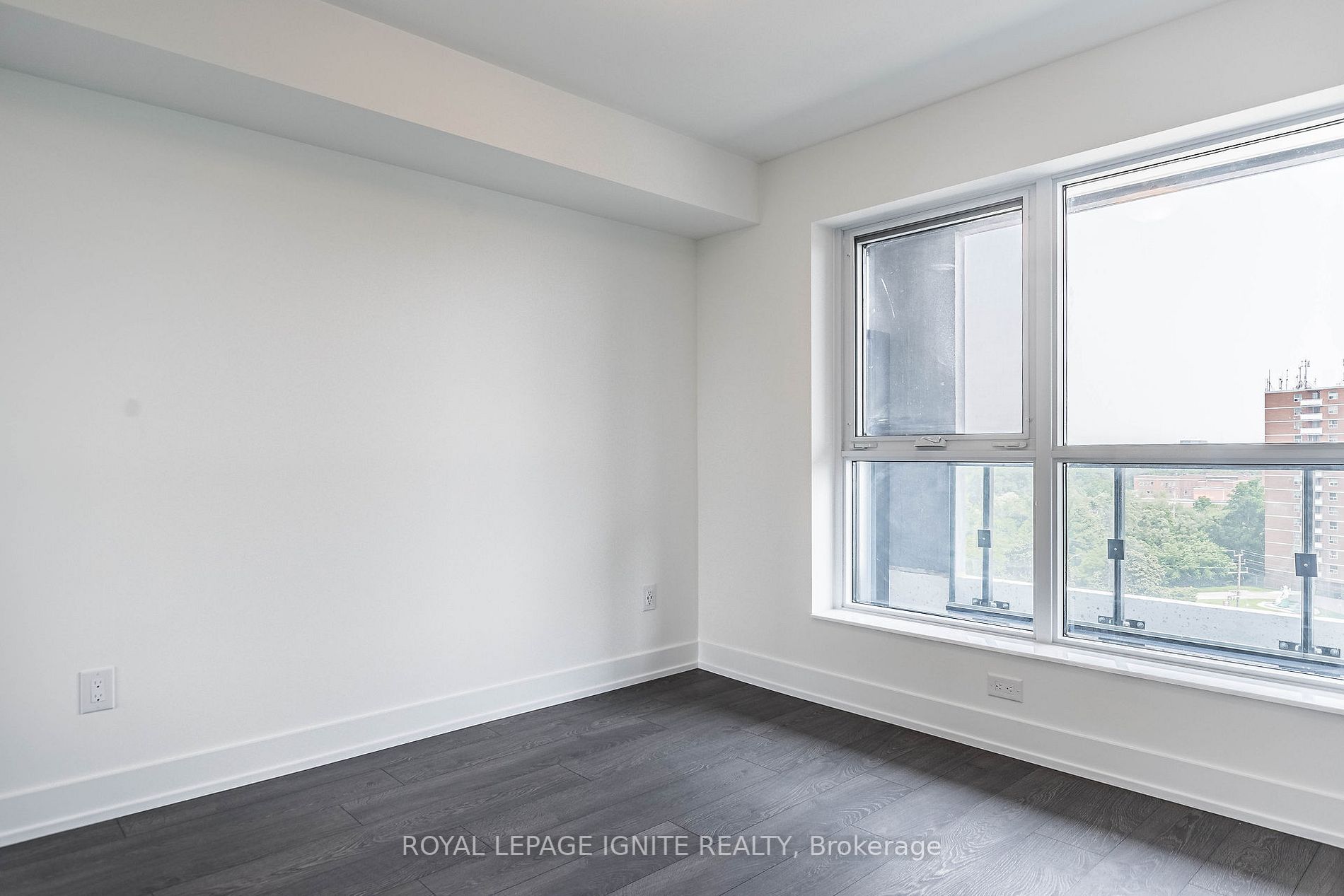 5 Mabelle Ave, #836