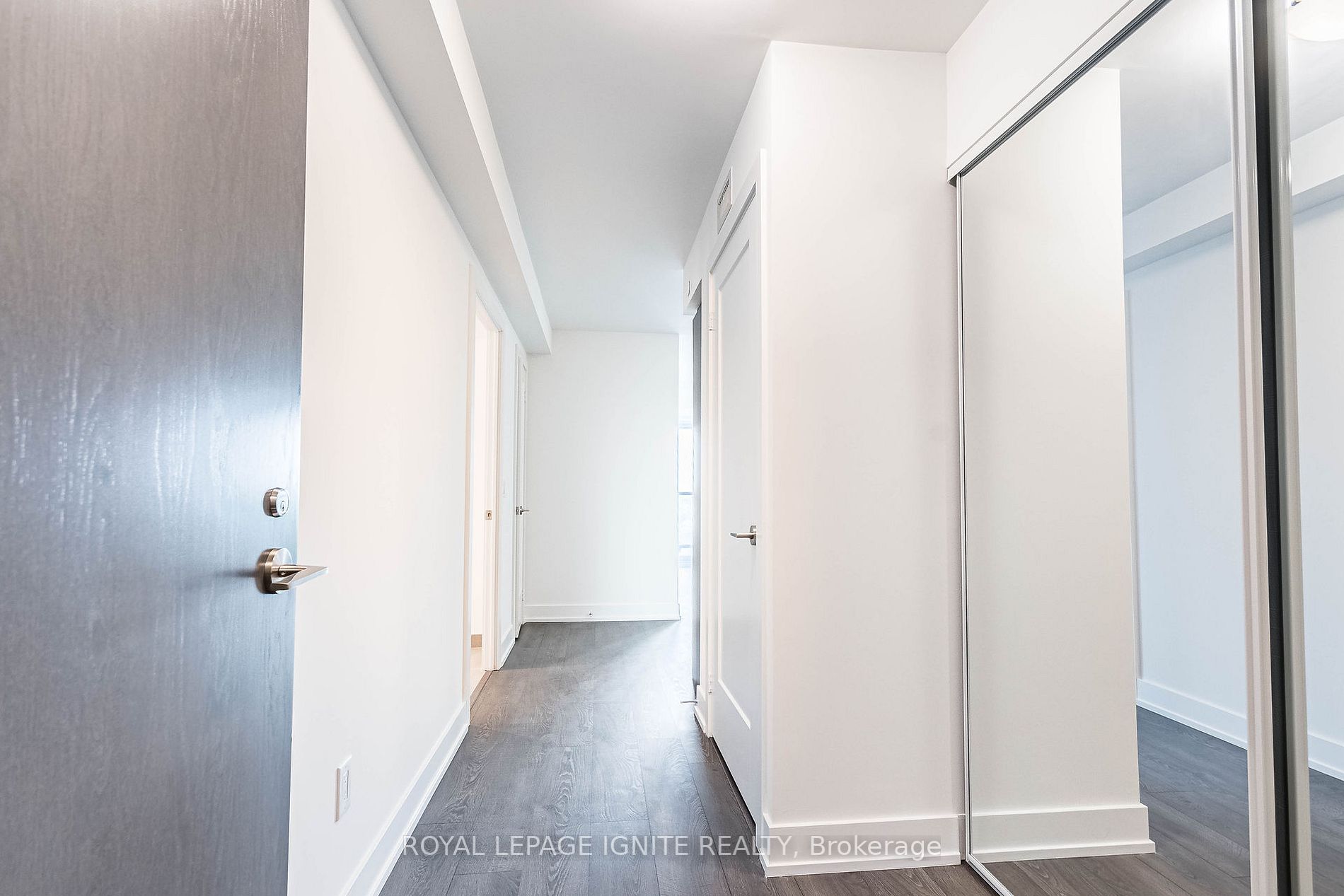 5 Mabelle Ave, #836