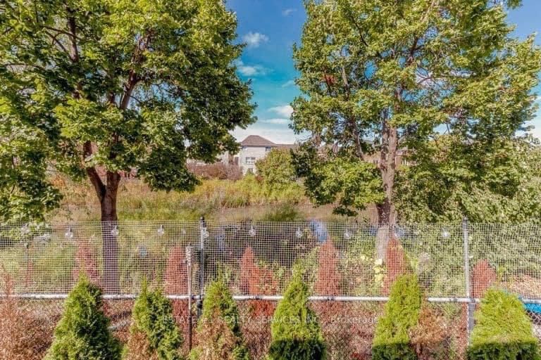 18 Tideland Dr