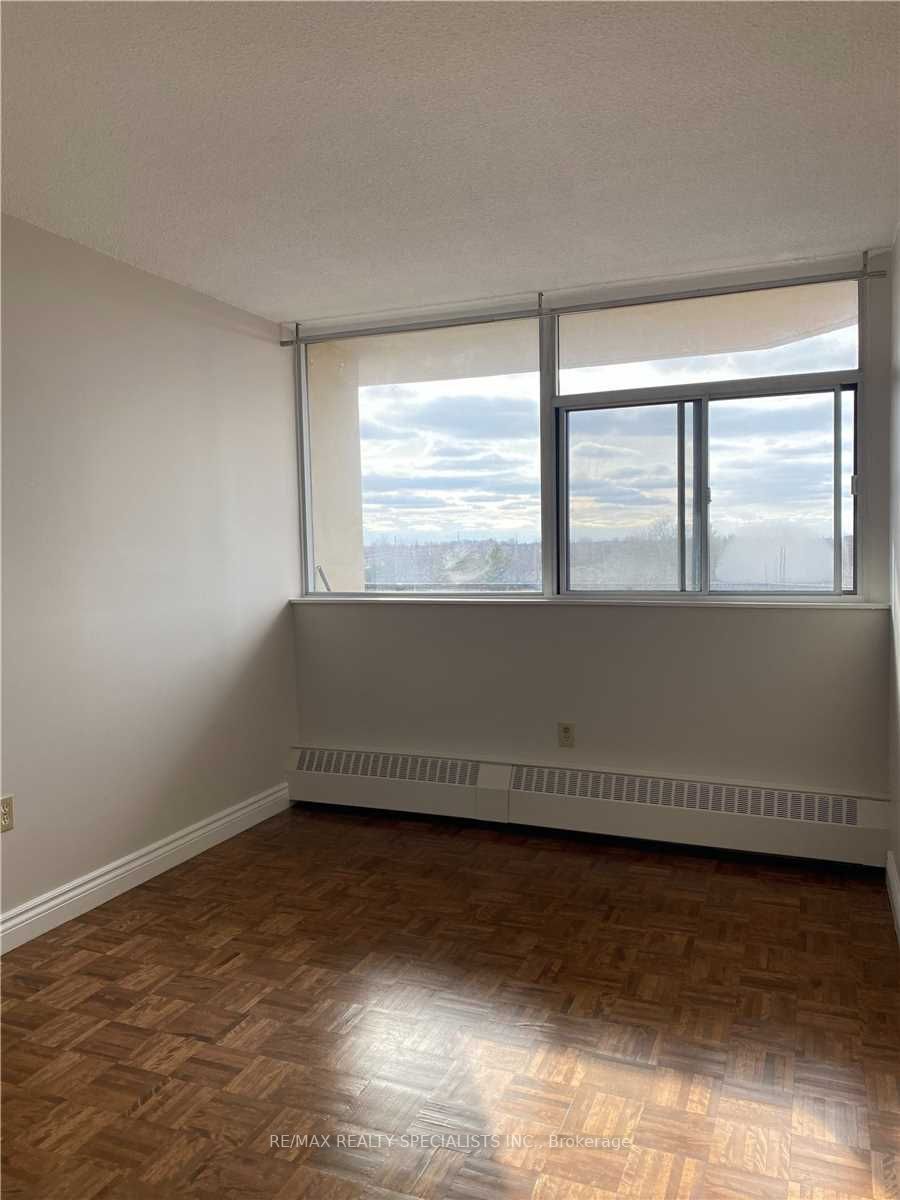 2301 Derry Road W, #603