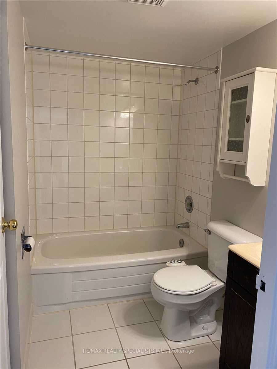 2301 Derry Road W, #603