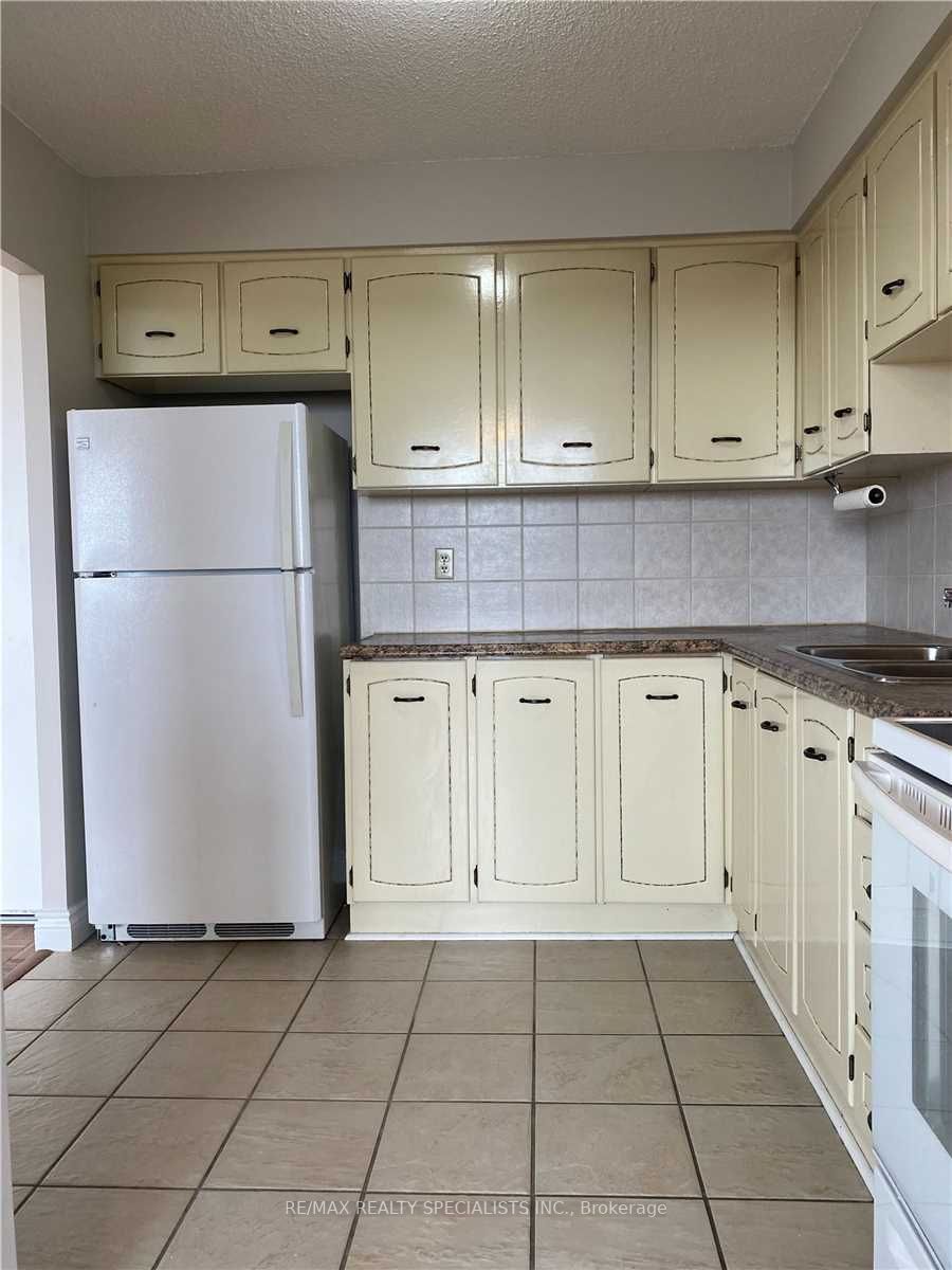 2301 Derry Road W, #603