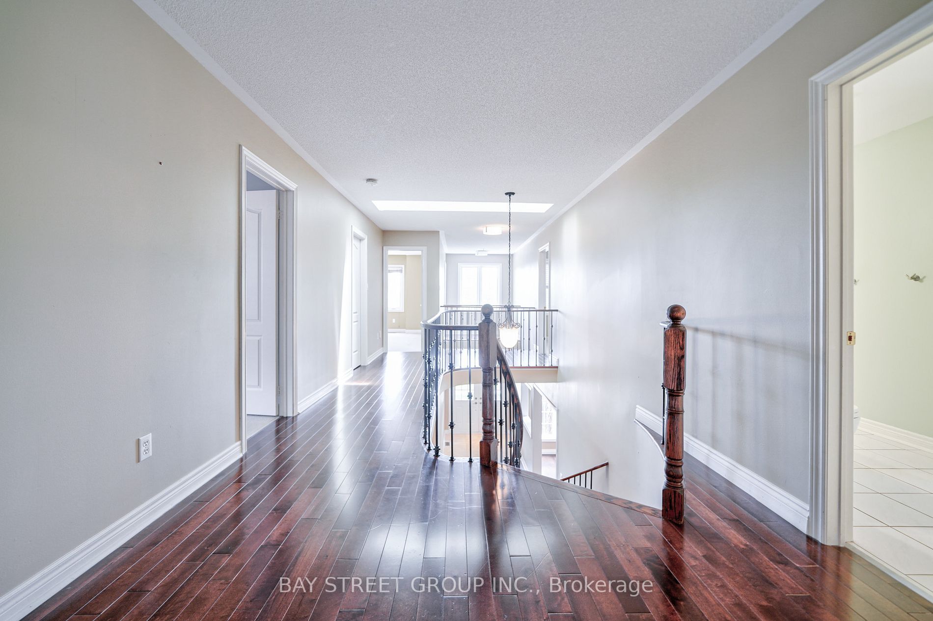 1665 Glenvista Dr