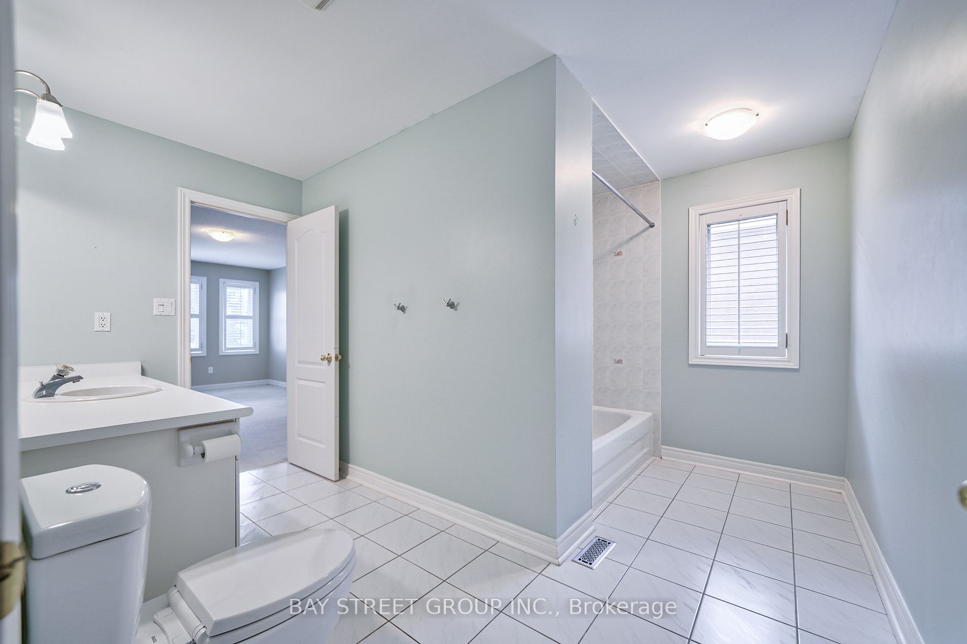 1665 Glenvista Dr