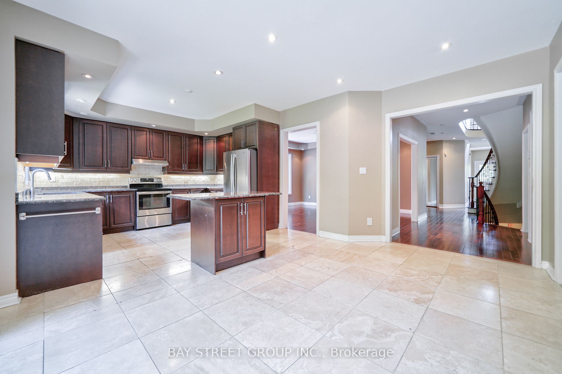 1665 Glenvista Dr