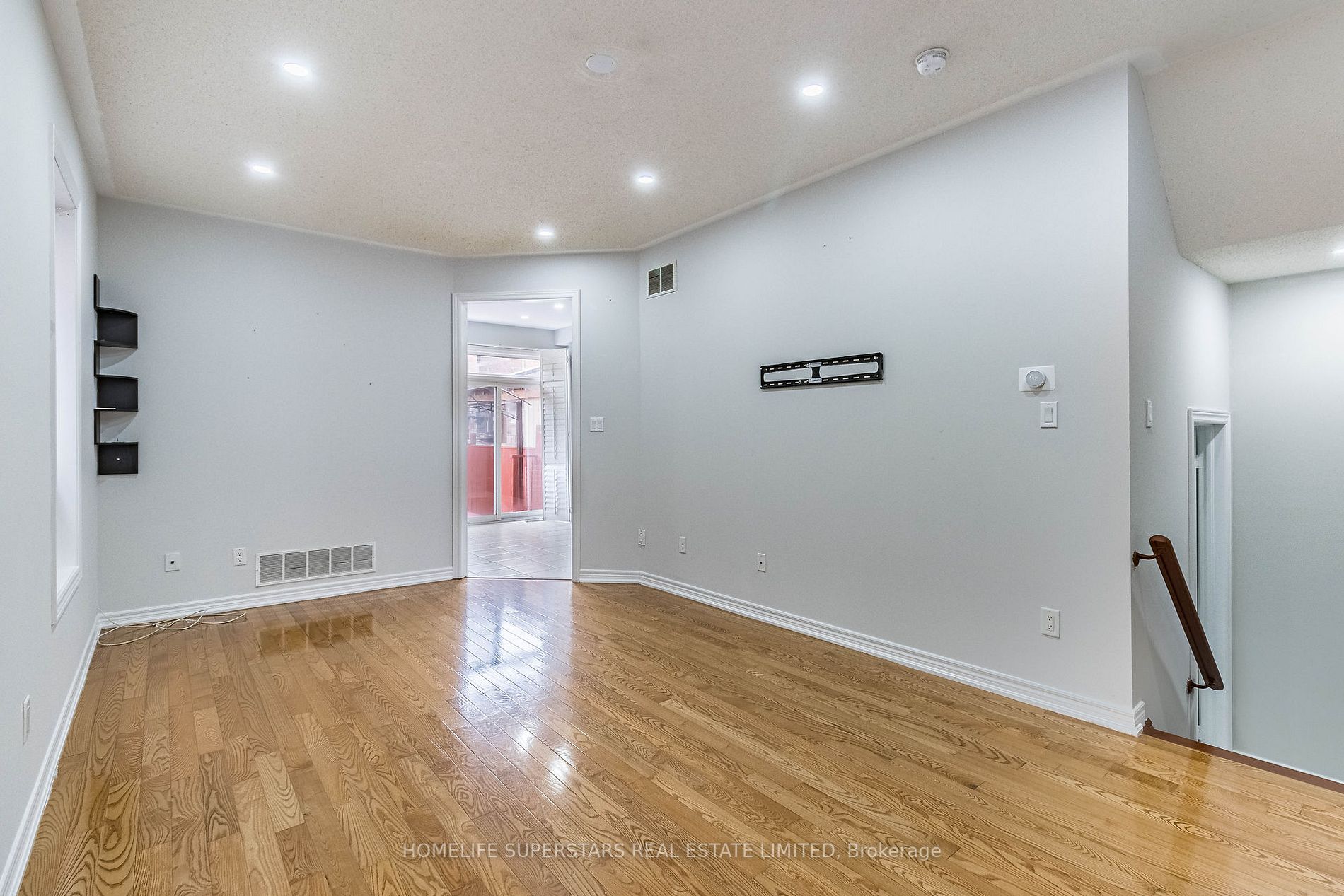29 Palm Tree Rd