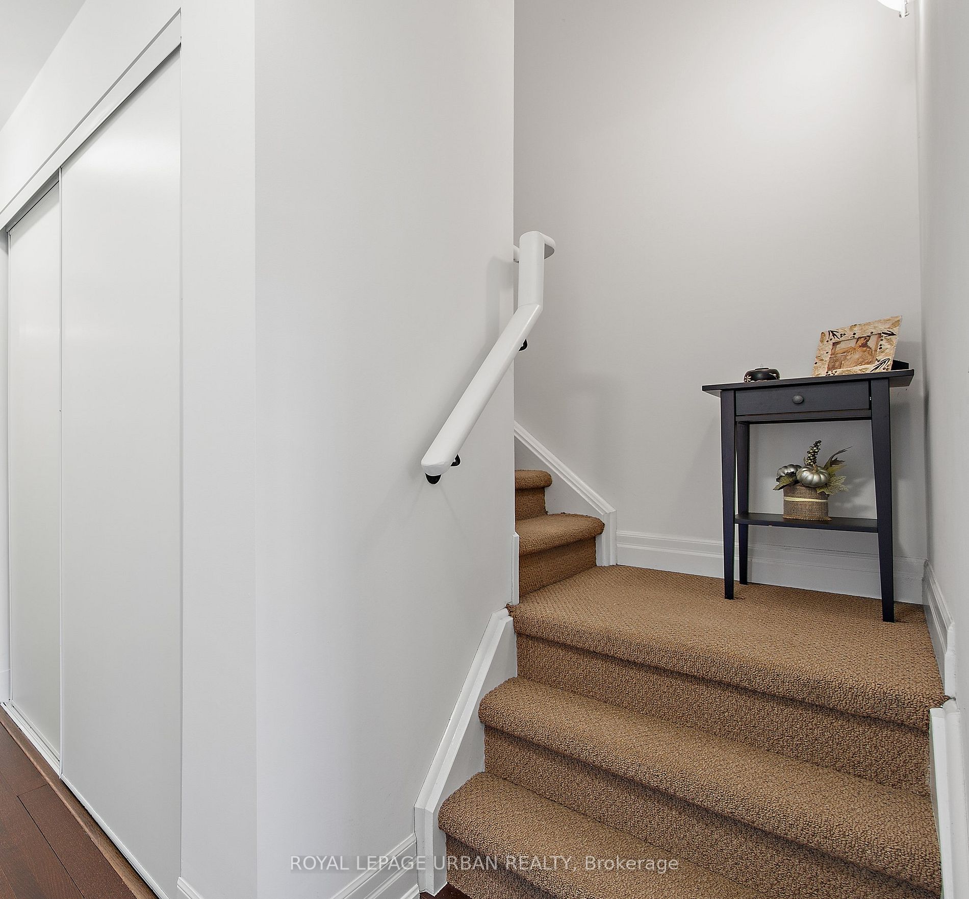 57 Macaulay Ave, #502