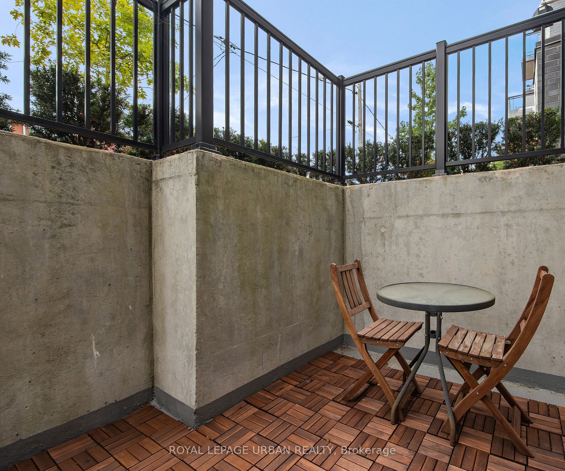 57 Macaulay Ave, #502