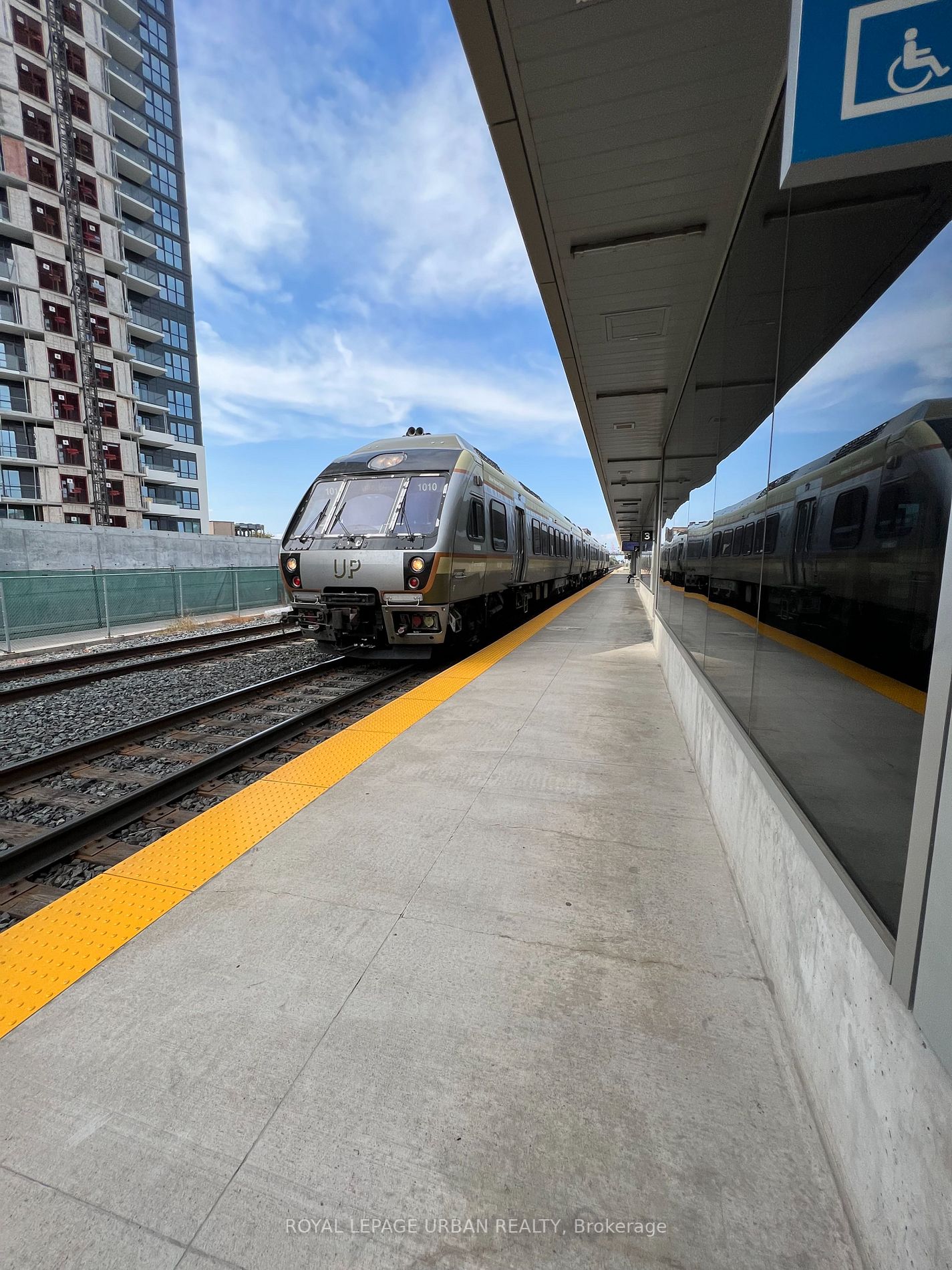 57 Macaulay Ave, #502