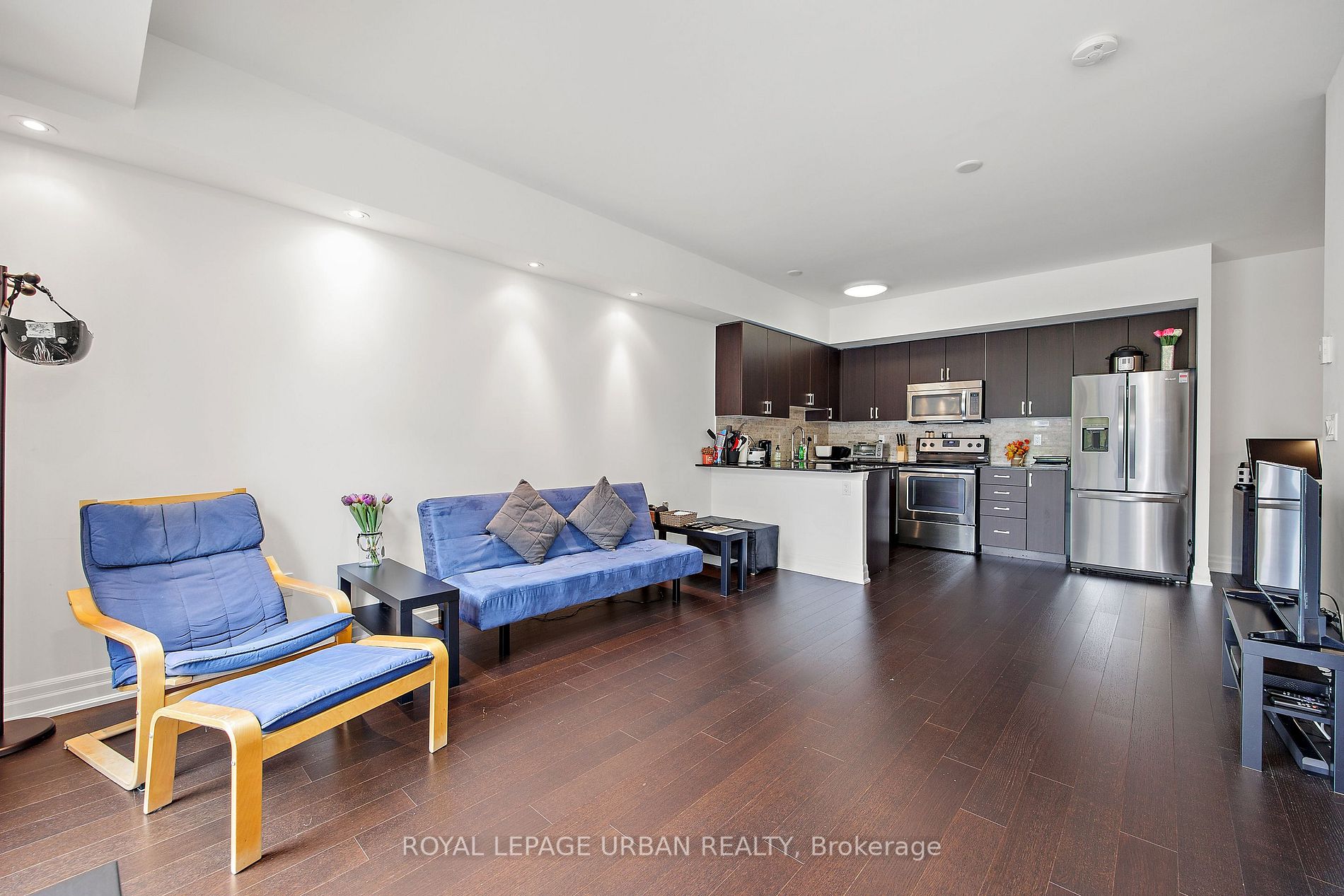 57 Macaulay Ave, #502