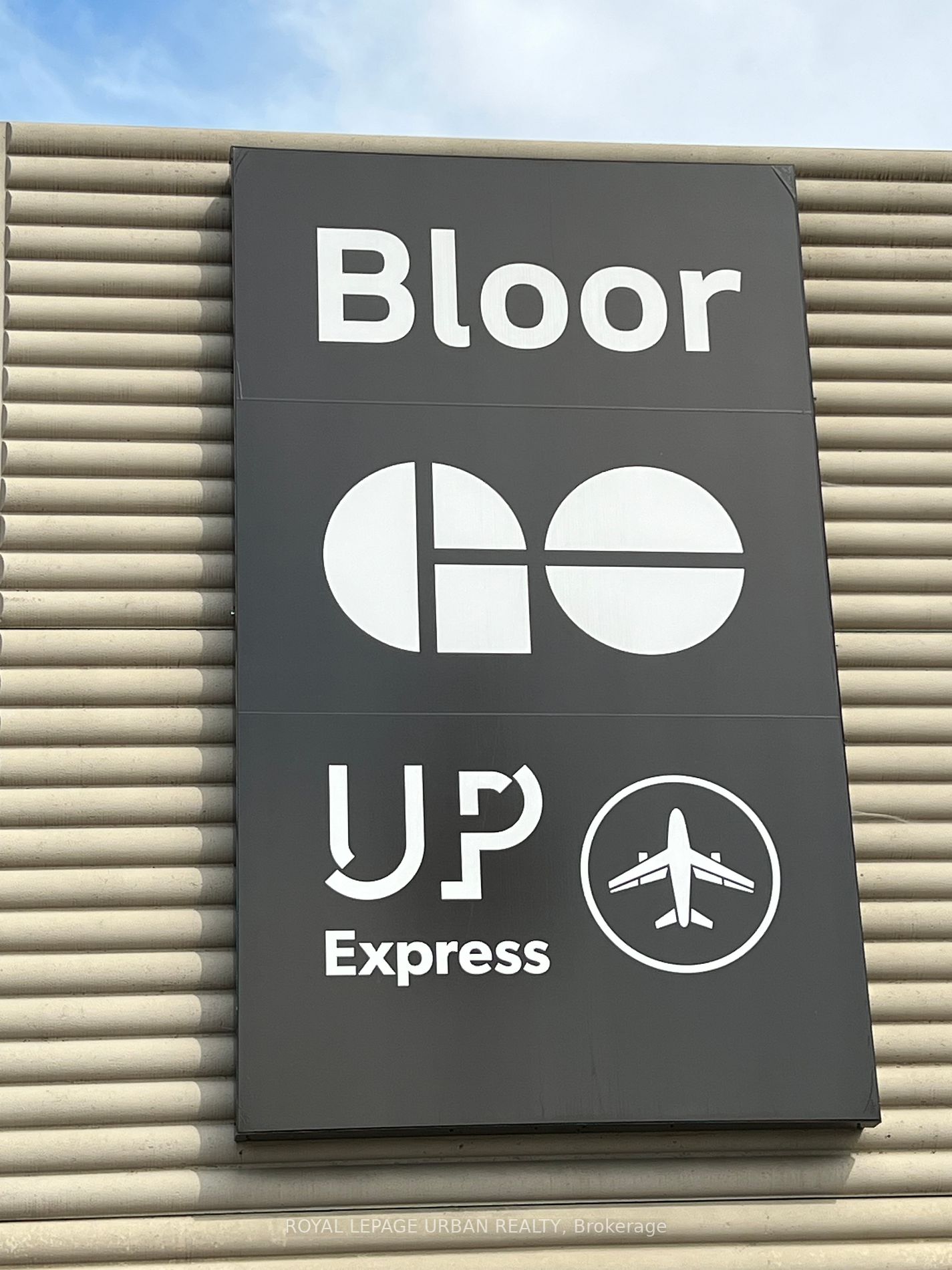 57 Macaulay Ave, #502