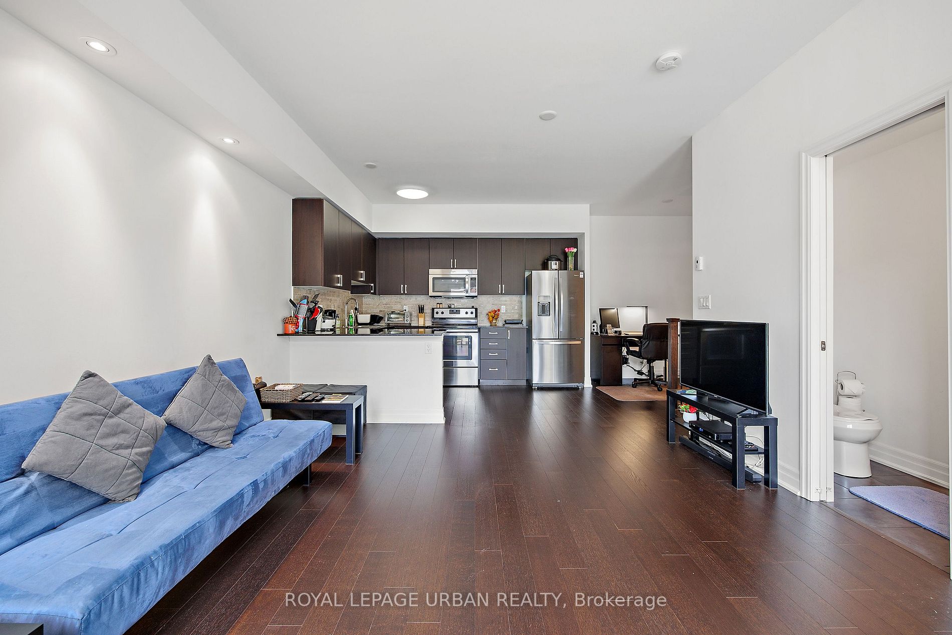 57 Macaulay Ave, #502