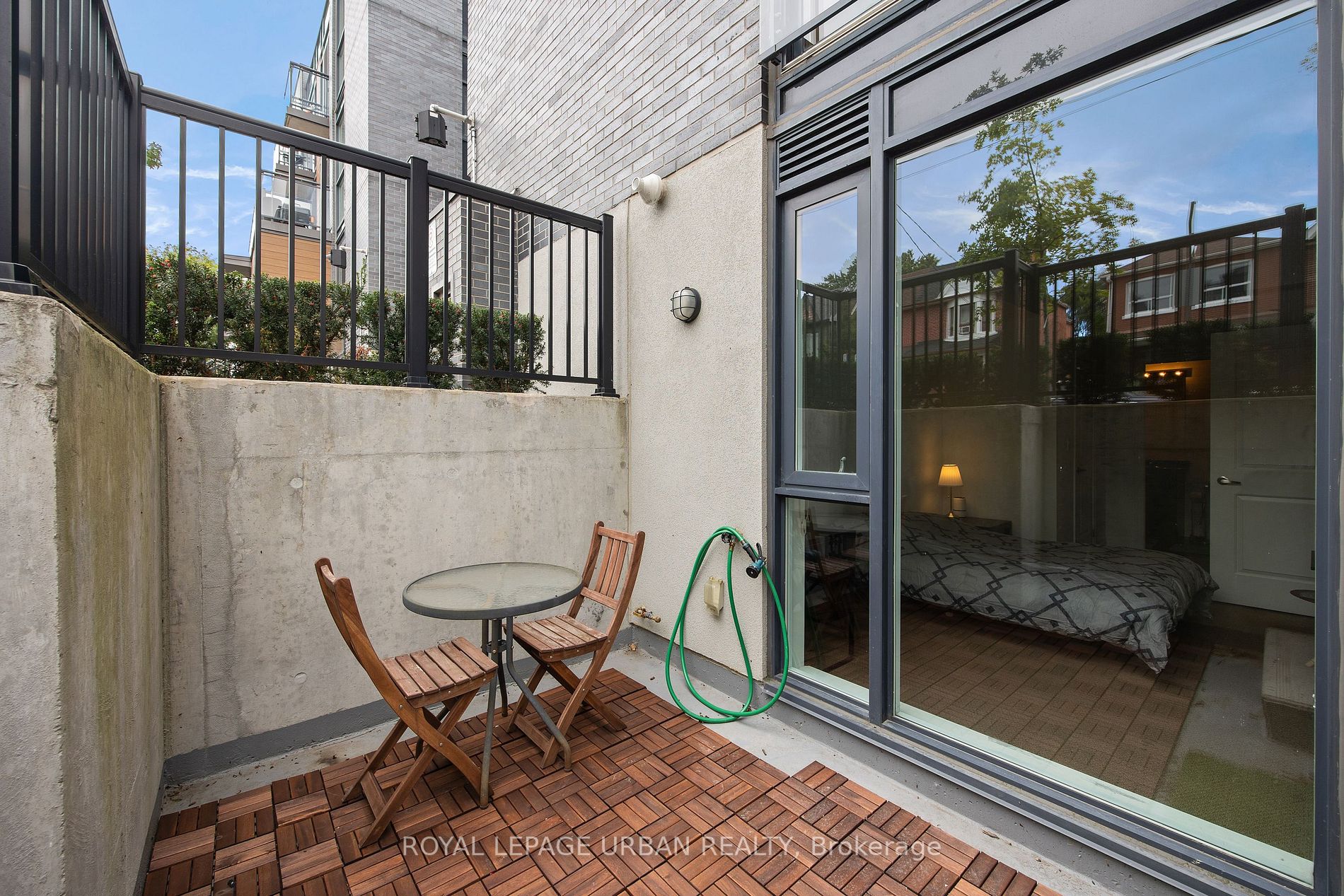 57 Macaulay Ave, #502