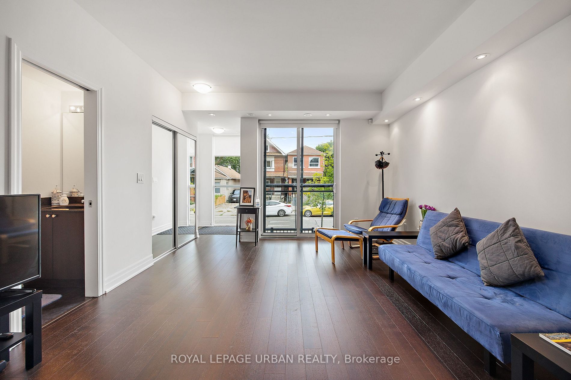 57 Macaulay Ave, #502