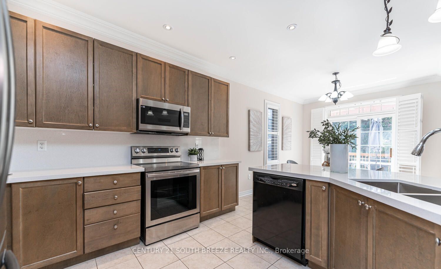 6 Shuter Lane