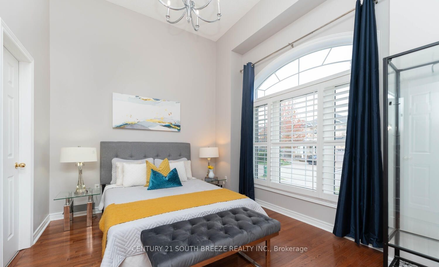 6 Shuter Lane