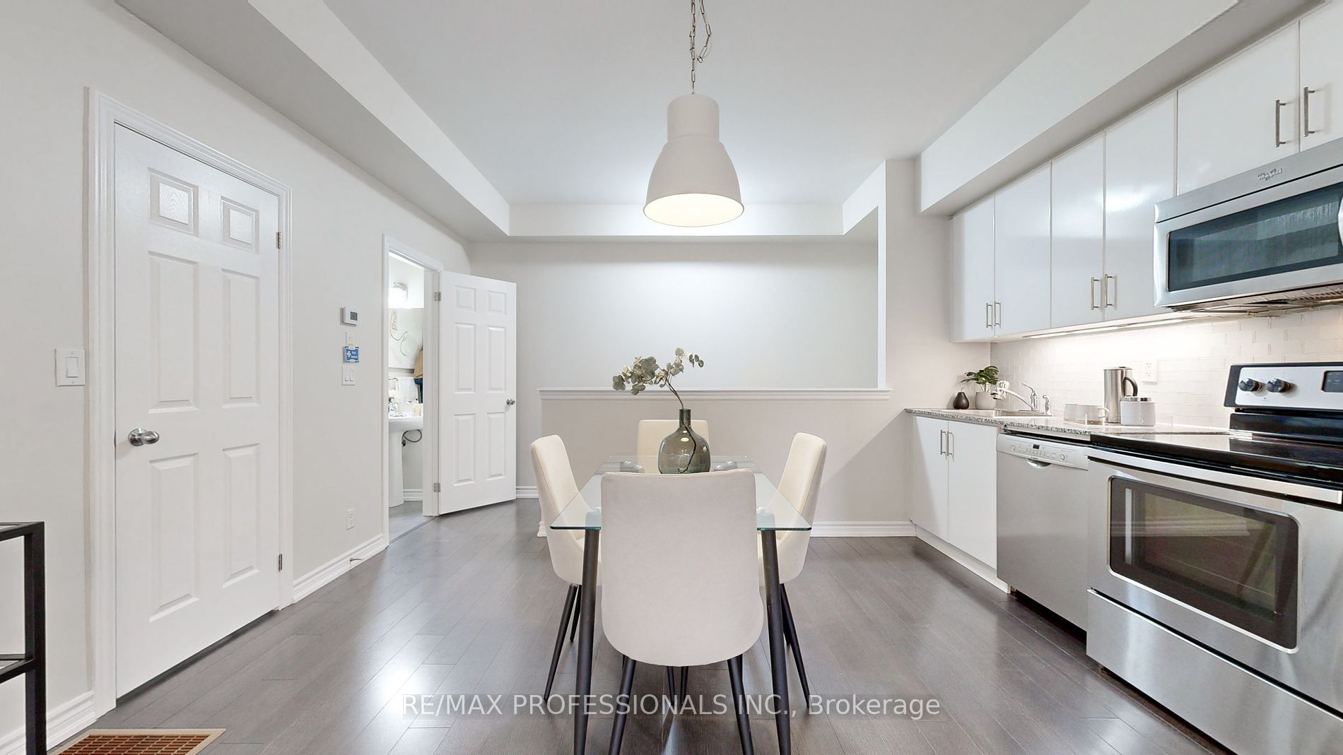 20 Carnation Avenue, #48